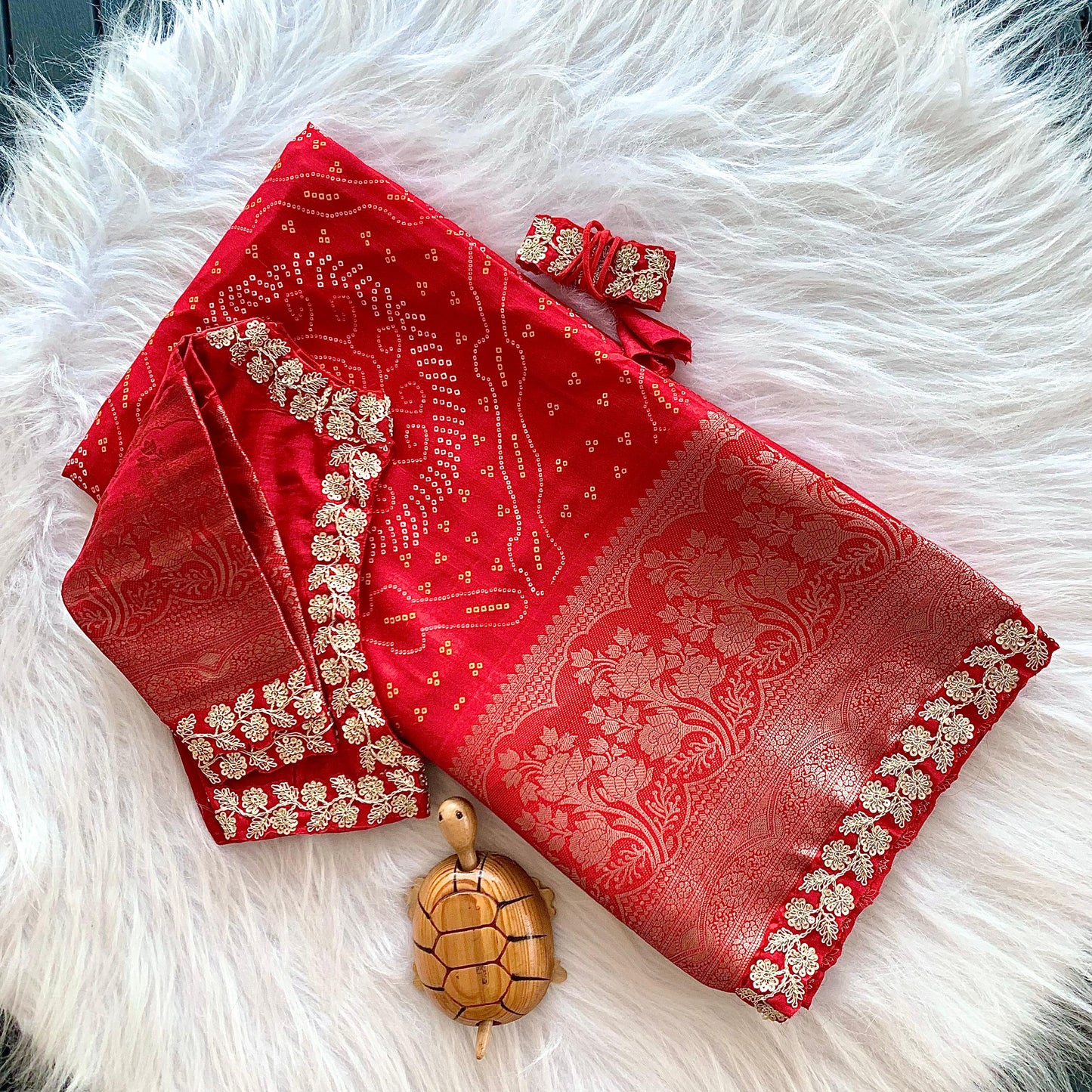 DOLA SILK SAREE IN BANDHNI PRINT