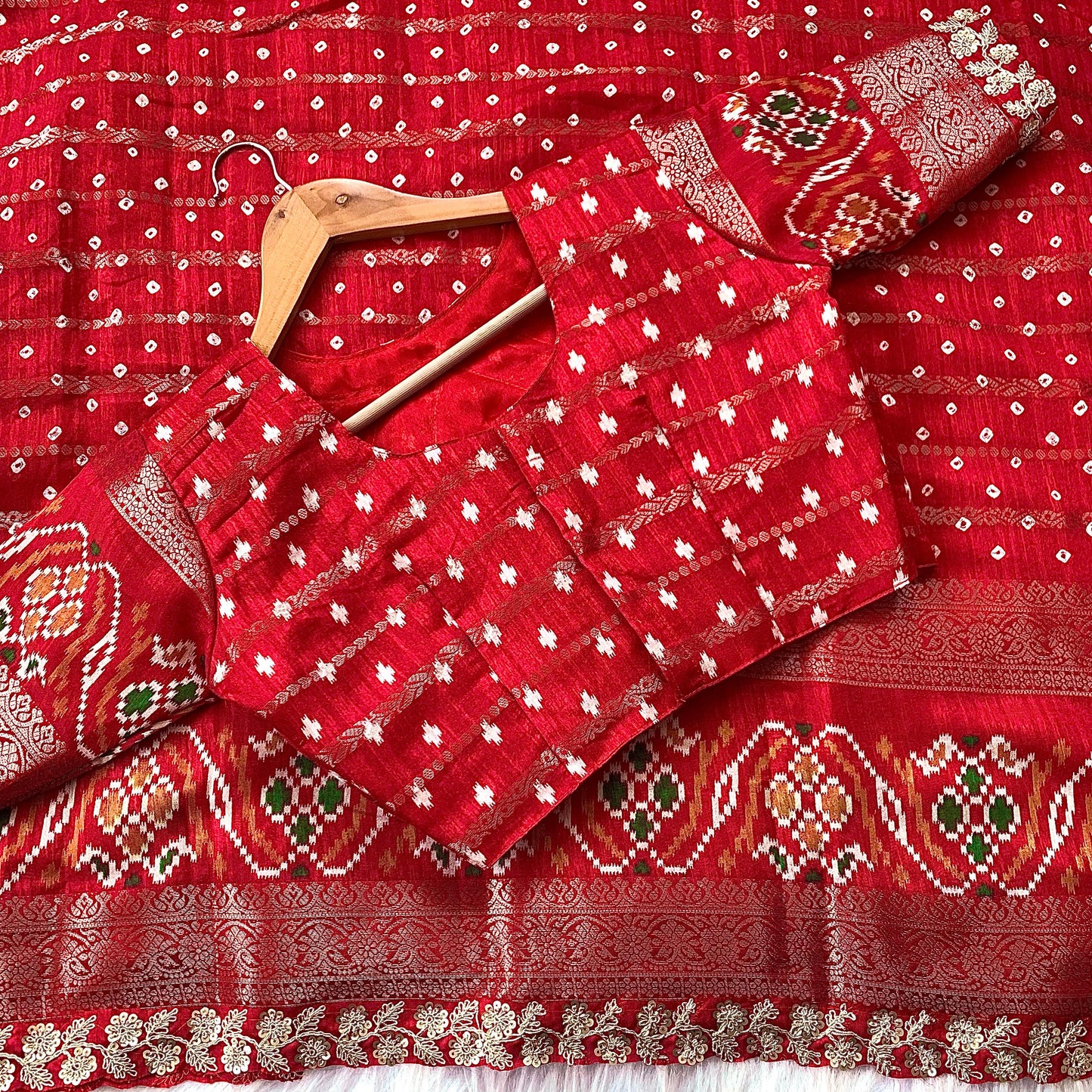 COTTON SAREE WITH ALL OVER BANDHEJ PRINT