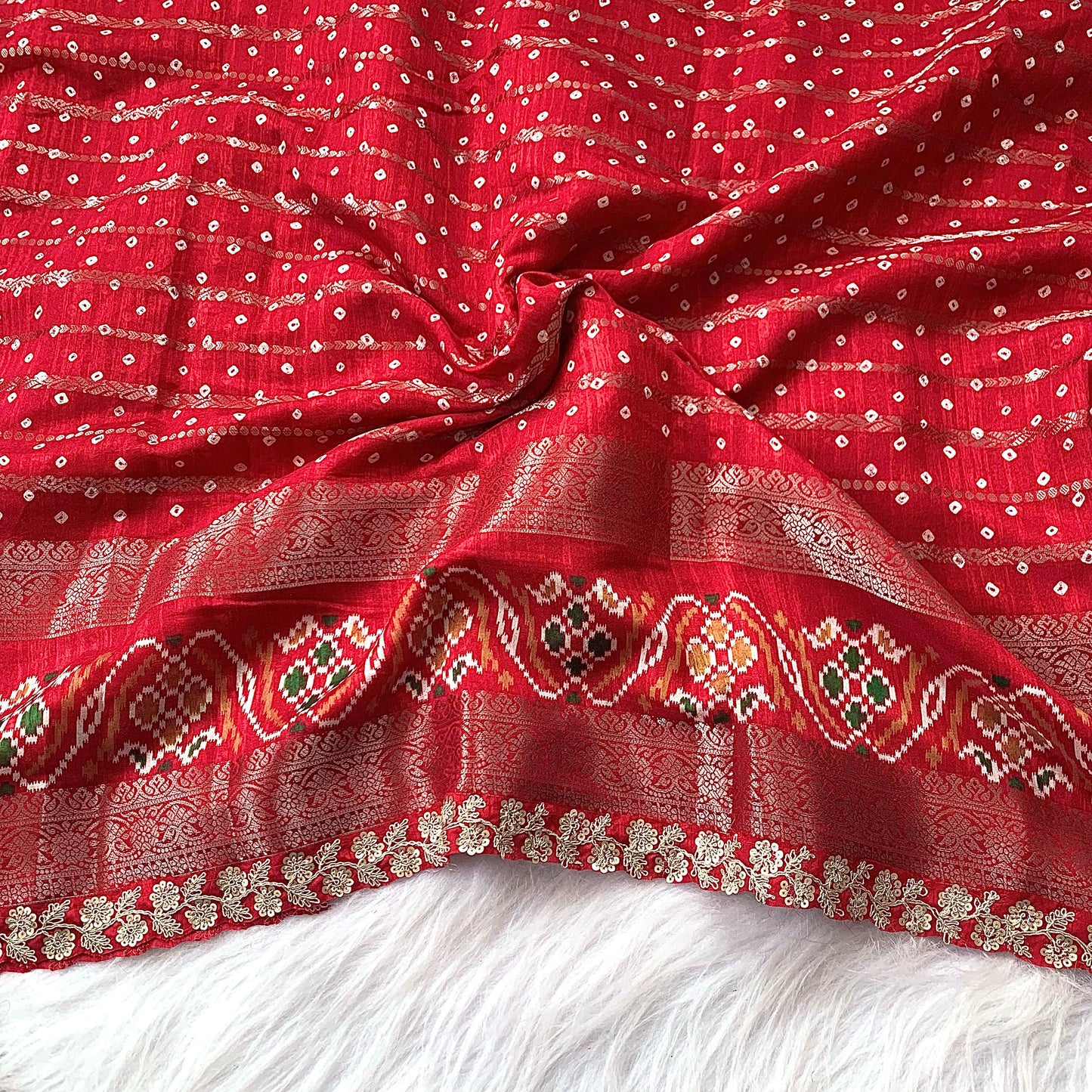 COTTON SAREE WITH ALL OVER BANDHEJ PRINT