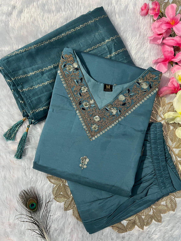 3 Piece’s Embroidery Kurti Sets