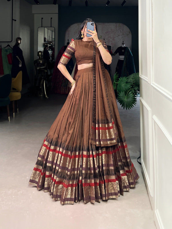 A tale Of Royalty Woven in Chanderi Zari Lehenga
