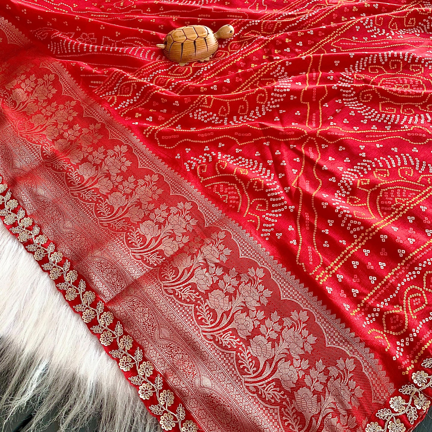 DOLA SILK SAREE IN BANDHNI PRINT